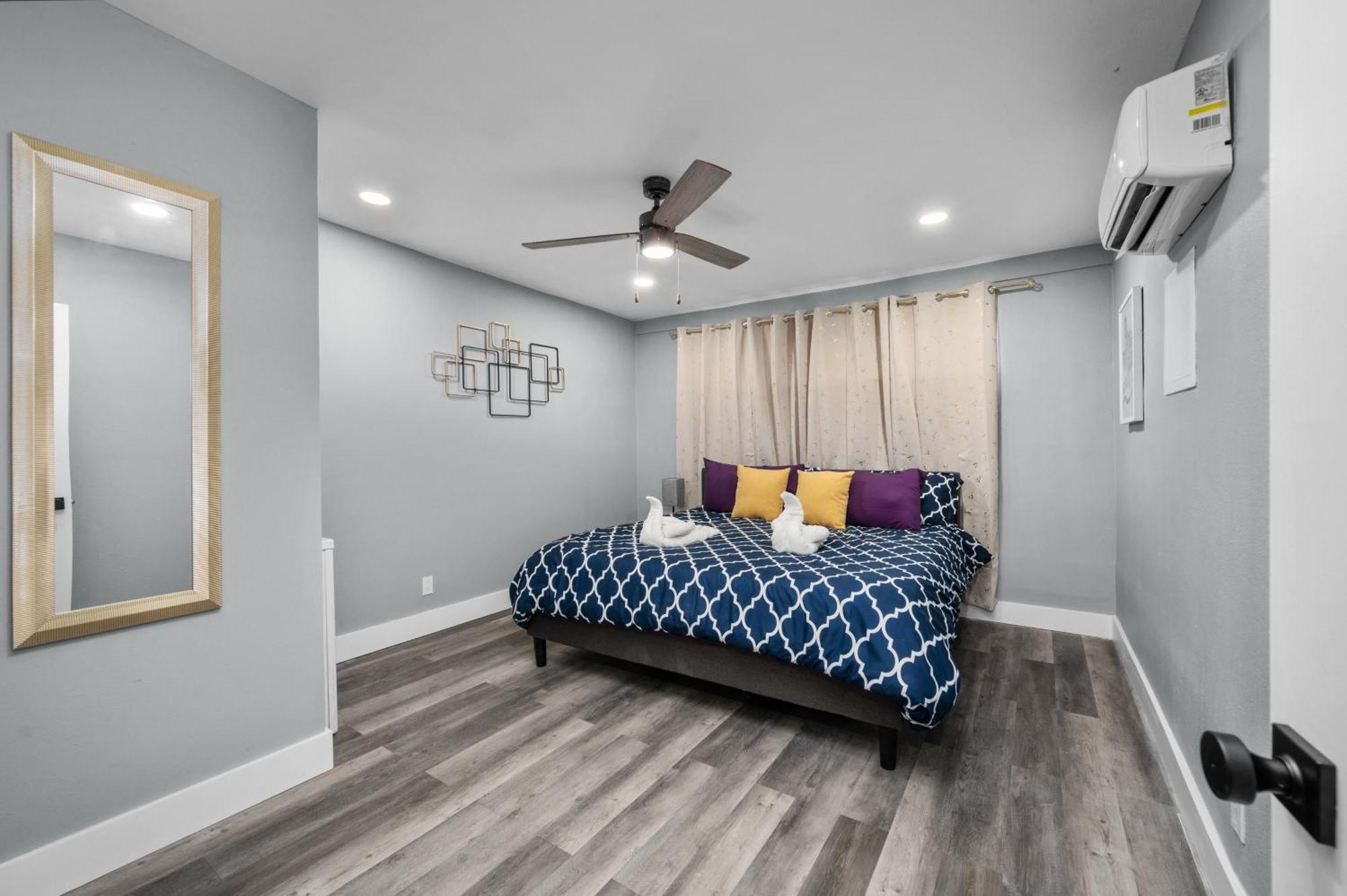 Modern 2Br City Center Getaway With Free Park Houston Buitenkant foto