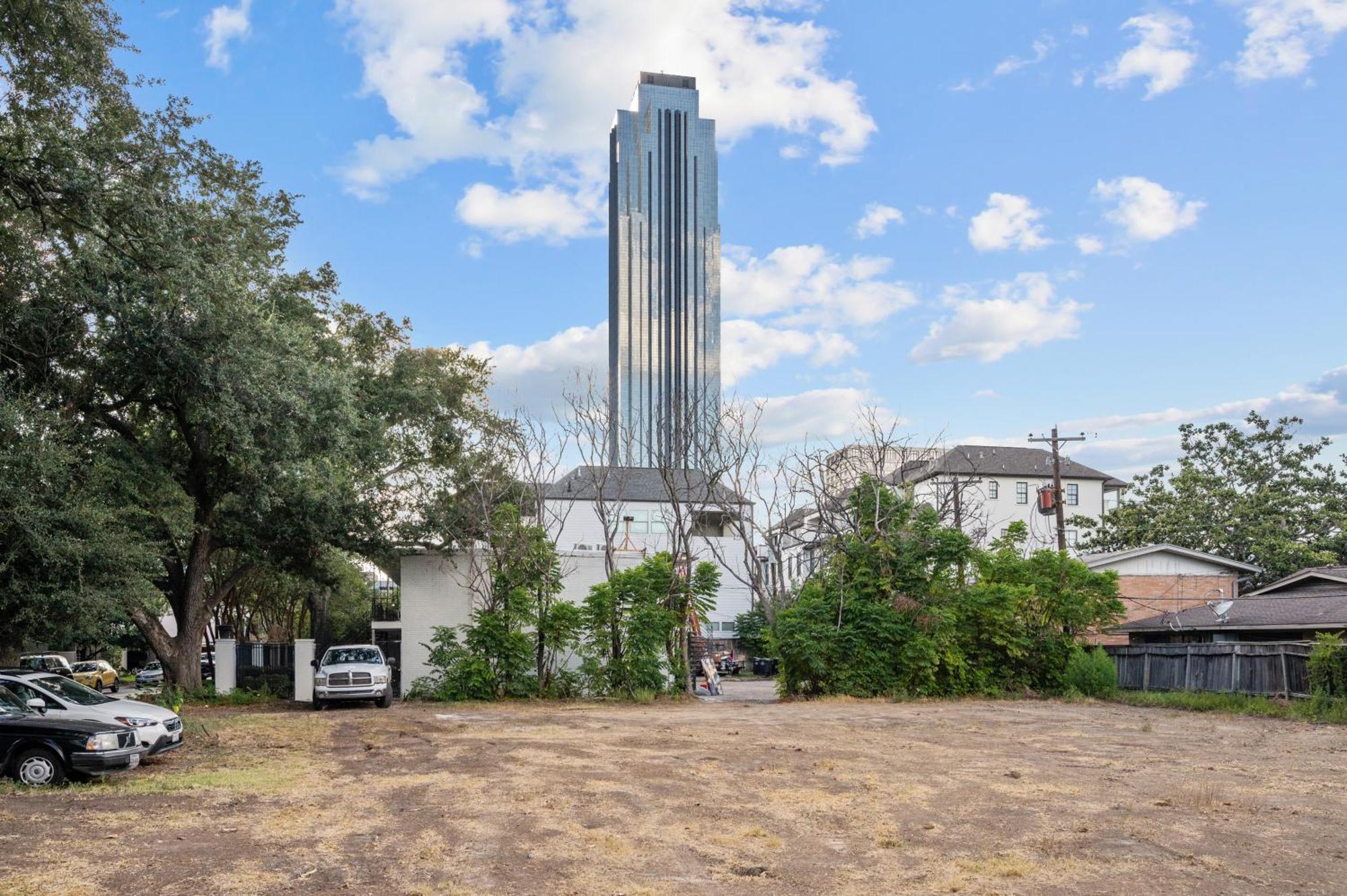 Modern 2Br City Center Getaway With Free Park Houston Buitenkant foto